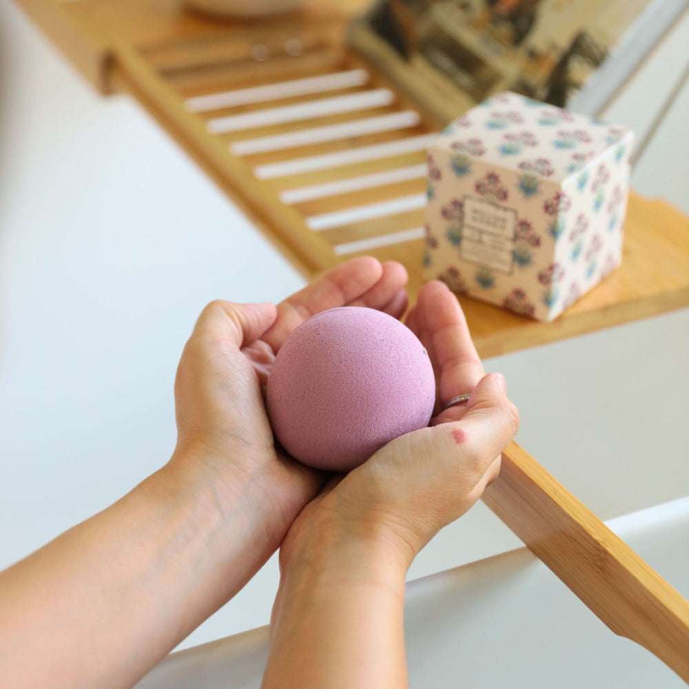 William Morris at Home - Beautiful Sleep Lavender Bath Bomb