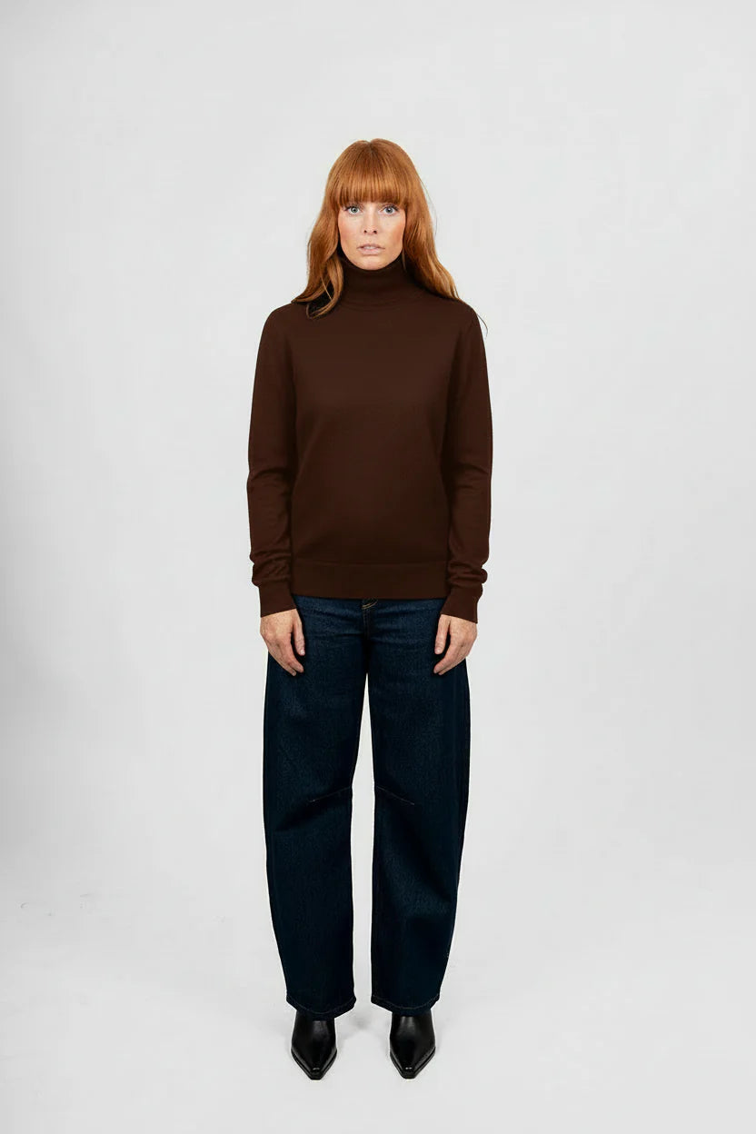 Bridge & Lord - Rosie Roll Neck Pullover ‘Chocolate’