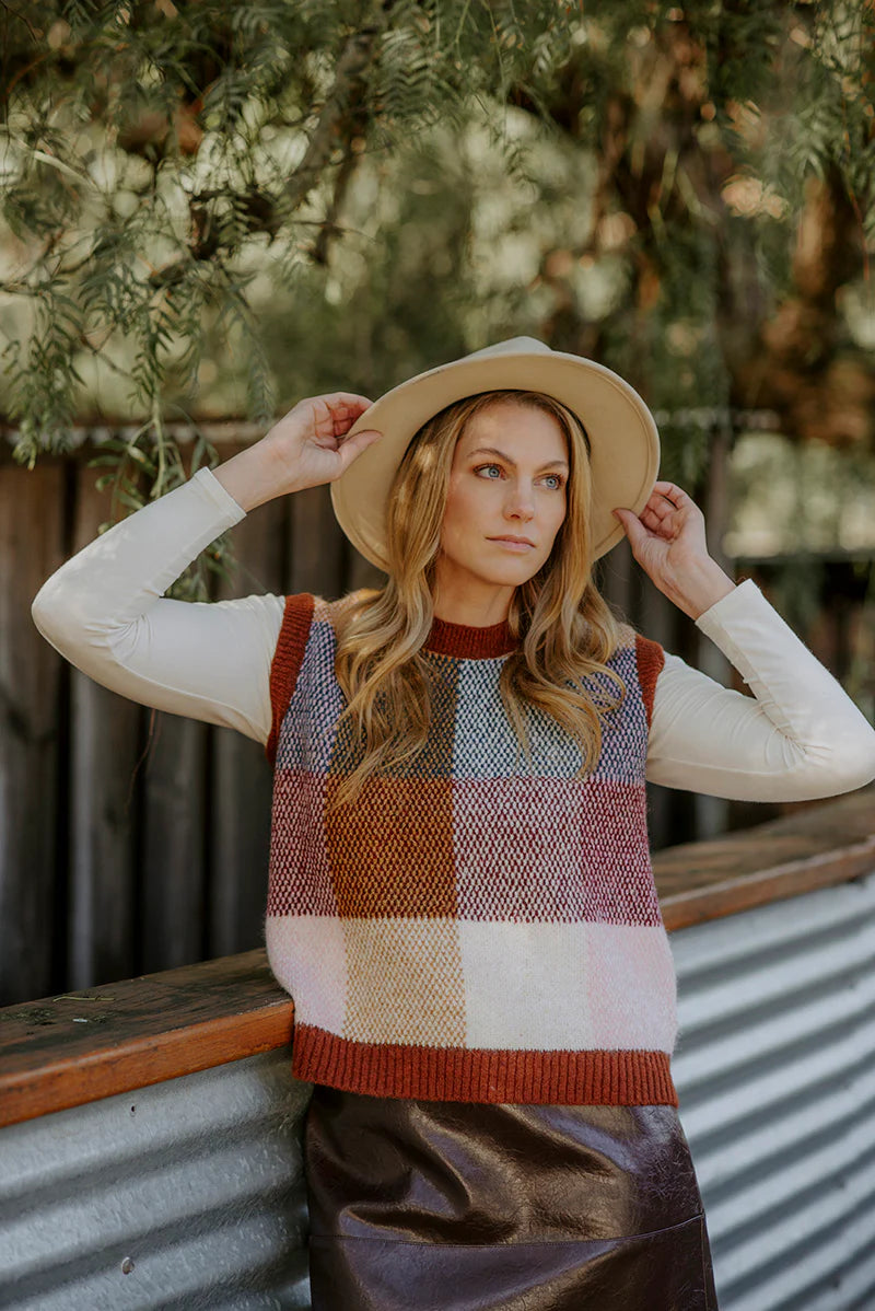 Fields - Birdseye Check Vest ‘Cognac Combo’