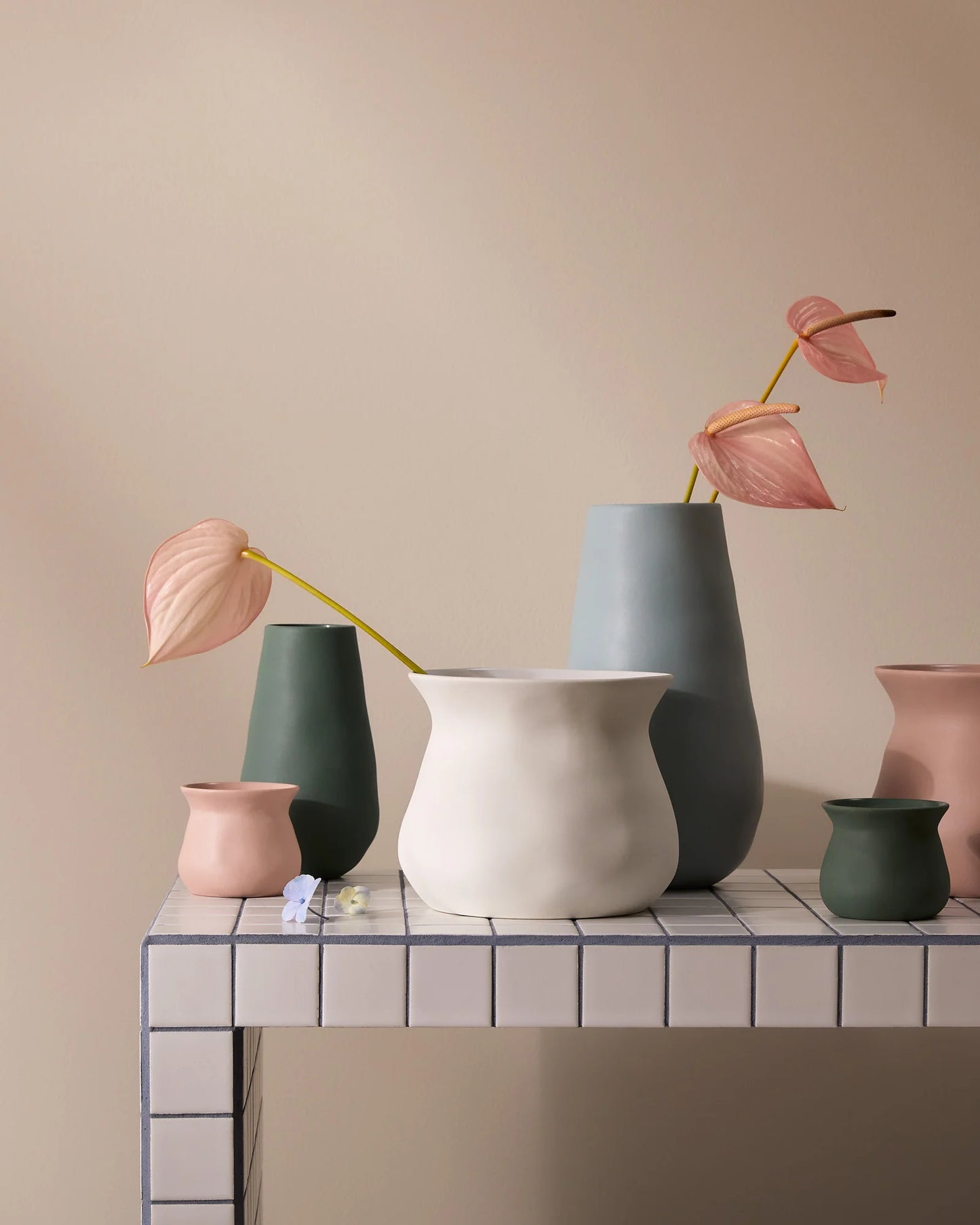 Marmoset Found - Medium Teardrop Vase ‘Moss’