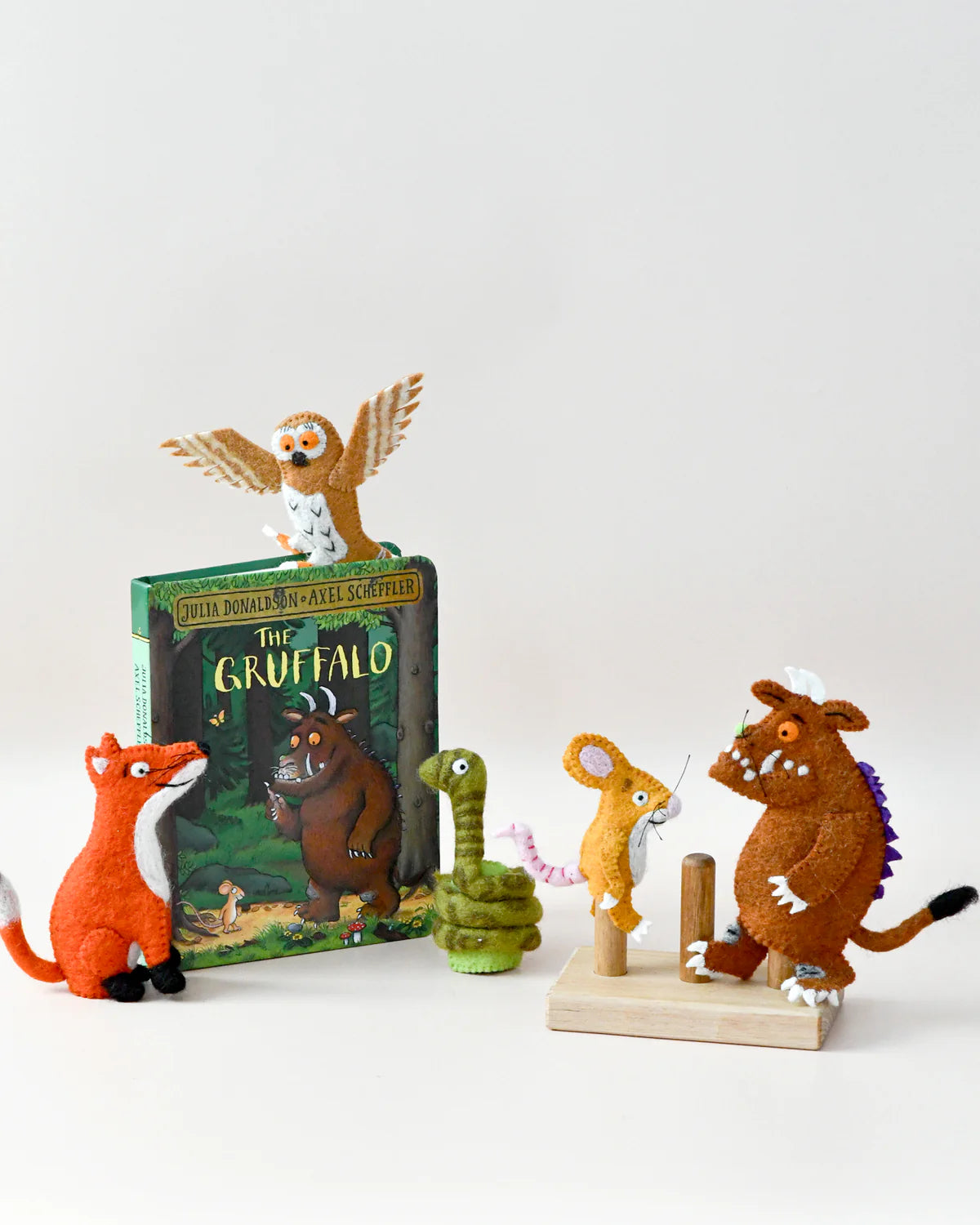 Tara Treasures - The Gruffalo Finger Puppets Set