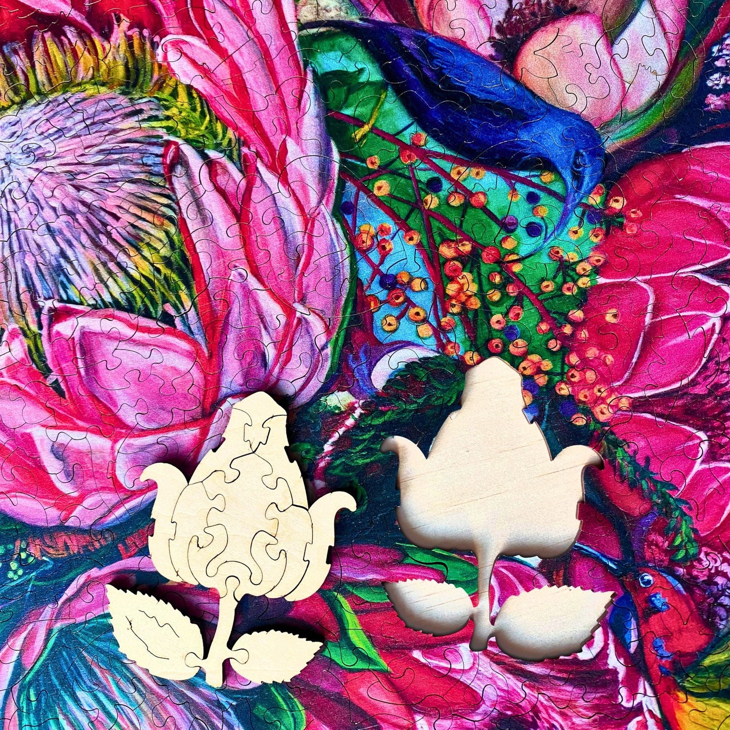 Twigg Puzzles - ‘Nectar’ 718 Piece Puzzle