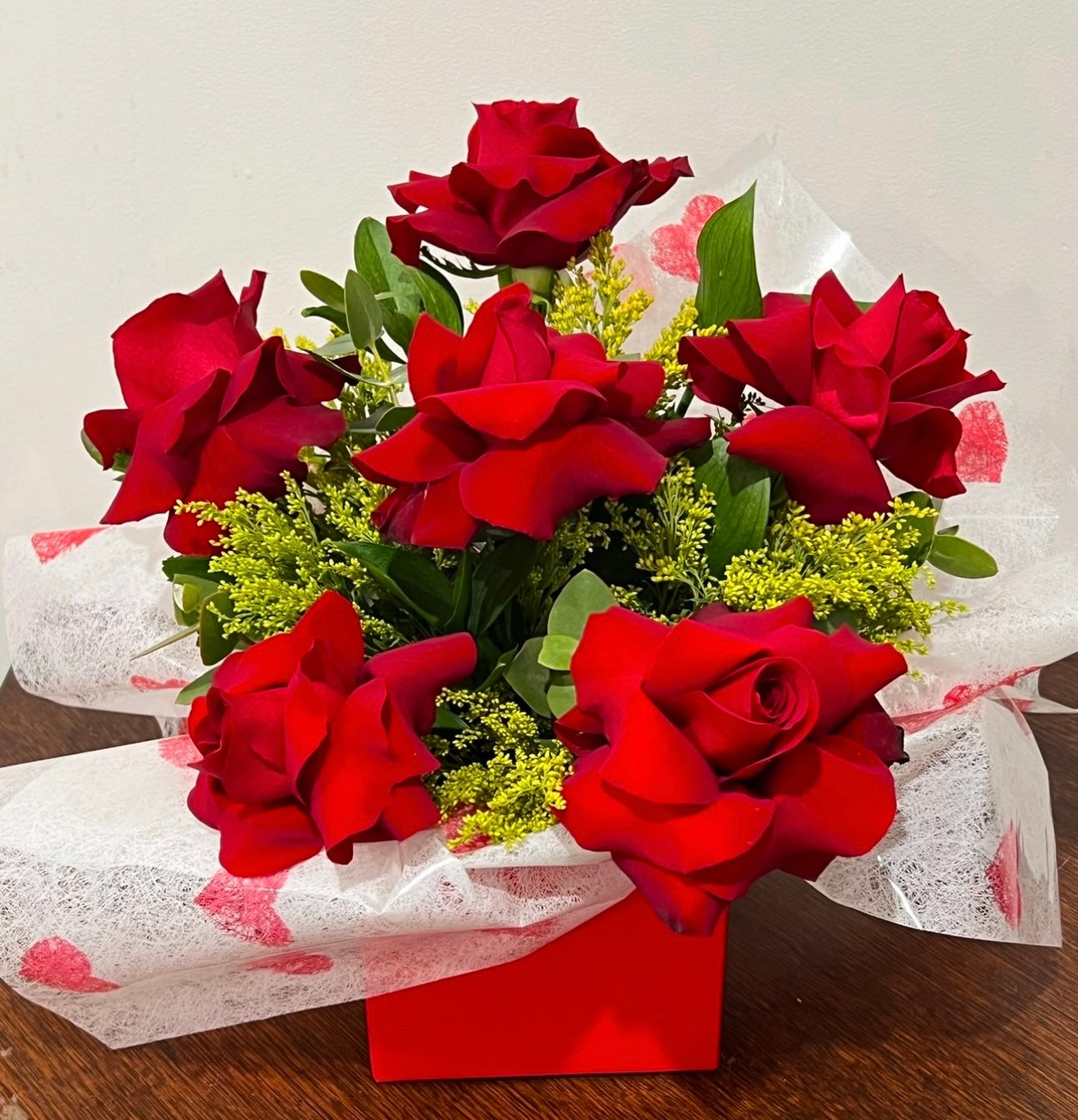 1/2 Dozen Red Roses