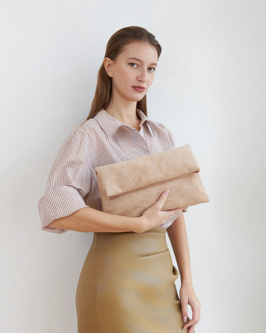 Louenhide - Luka Suedette Clutch ‘Blonde’