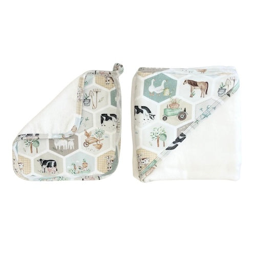 Mini & Me - Hooded Towel & Wash Cloth Set ‘Patchwork Farm’
